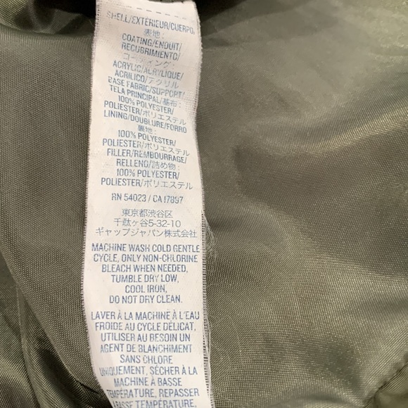 Old Navy quilted jacket - Picture 8 of 9